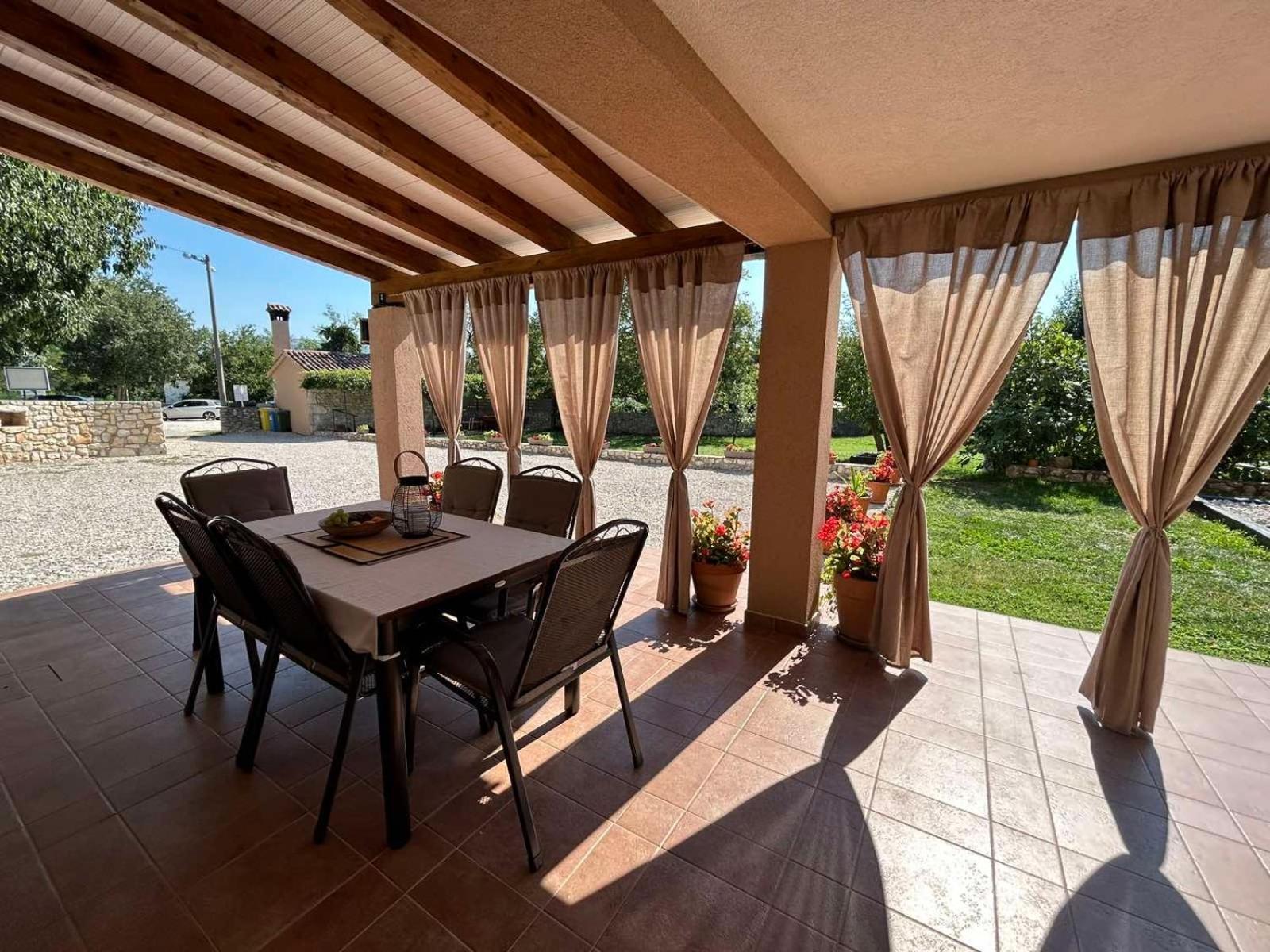Apartmani Antonija Vozilici Exterior foto